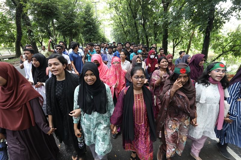 Students bring out a procession at the Shahjalal University of Science and Technology on 15 July 2024 protesting the Bangladesh Chhatra League’s attacks on the quota reform protesters on the campus on the previous night.